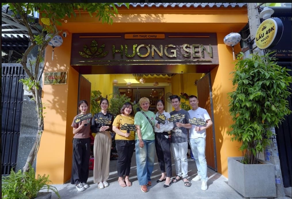 Nhà Hàng Chay Hương Sen 