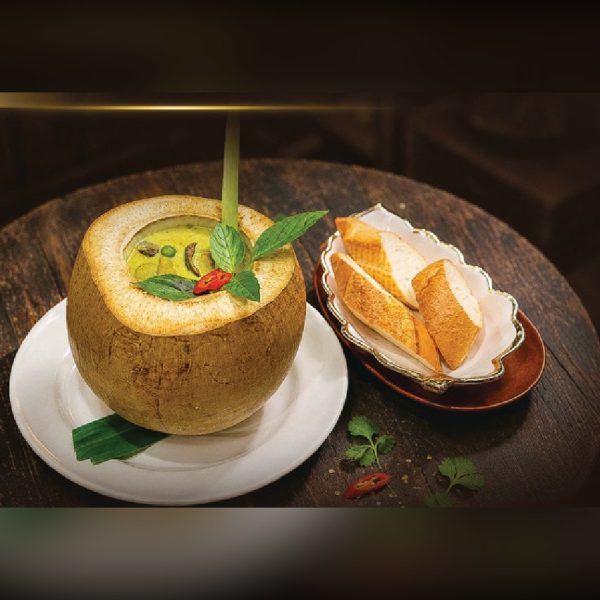 Cari Xanh – Bánh Mì